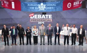 Candidatos culpan al Congreso por crisis en debate presidencial 2026