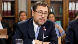 Chile descarta superposición marítima tras acuerdo por Malvinas