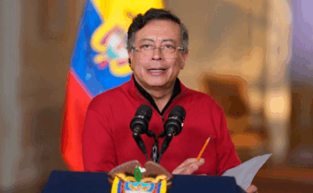 Sancionan a Petro por desacato en caso Coosalud y le imponen multa