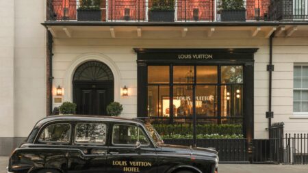 Louis Vuitton inaugura hotel efímero de lujo en Mayfair, Londres