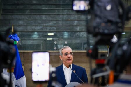 Abinader impulsa acuerdo nacional ante crisis global en RD Abinader impulsa acuerdo nacional ante crisis global en RD