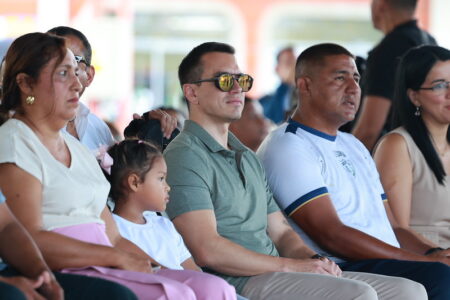 Riesgo país de Ecuador baja a 429 puntos y roza mínimo anual