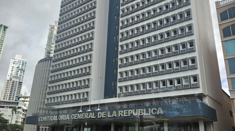 Diputados y Contraloría buscan resolver pago en Asamblea Nacional Diputados y Contraloría buscan resolver pago en Asamblea Nacional