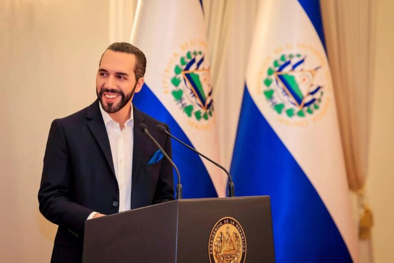 El Salvador lanza plan para duplicar producción agrícola en 2026