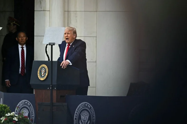 Trump destaca operaciones en Venezuela e Irán en el Día de los Caídos