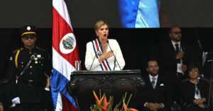 Laura Fernández asume Presidencia de Costa Rica con plan antinarco
