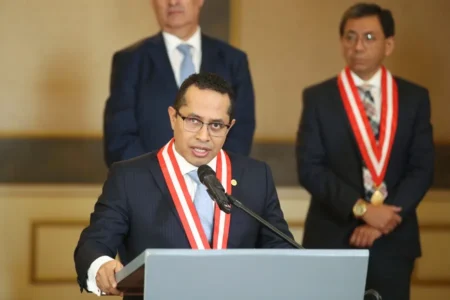 Perú proclamará resultados oficiales de la primera vuelta el domingo