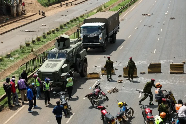 225 detenidos en Kenia tras protestas por alza del combustible