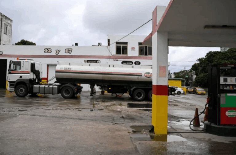 Cuba sufre más apagones por bloqueo energético de EE UU