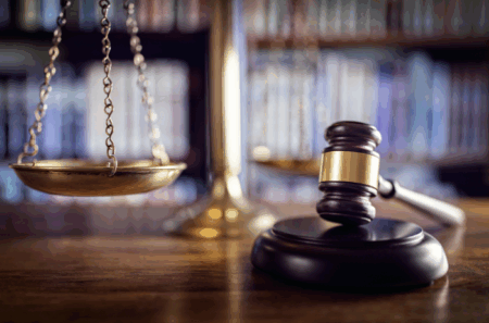 Sheinbaum propone elección judicial y revocación en junio de 2028
