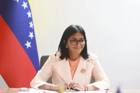 Delcy Rodríguez nombra nuevos ministros de Vivienda y Ecosocialismo Delcy Rodríguez nombra nuevos ministros de Vivienda y Ecosocialismo