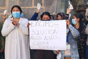 Bloqueos en Bolivia generan crisis humanitaria y diez muertes