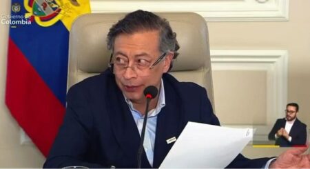 Documento presentado por Petro fue alterado fuera de la Registraduría