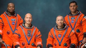 NASA presenta a la tripulación de Artemis III para 2027 NASA presenta a la tripulación de Artemis III para 2027