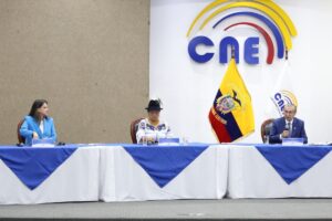 Esthela Acero asume vicepresidencia del CNE de Ecuador