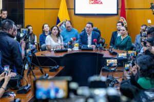 Marisol Peñaloza asume alcaldía de Cuenca tras suspensión de Zamora