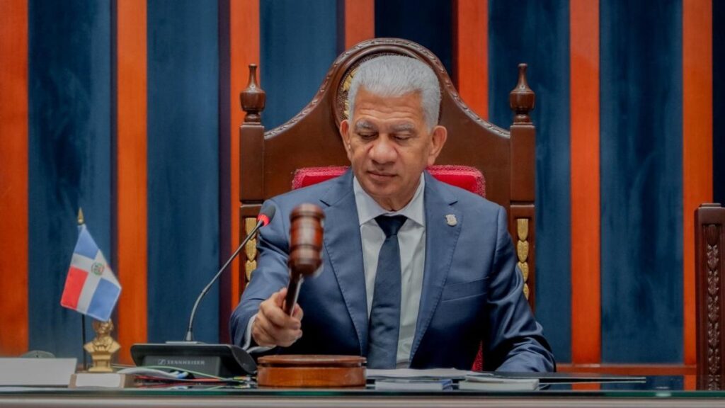 Senado de RD respalda ley para mitigar crisis internacional