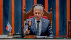 Senado de RD respalda ley para mitigar crisis internacional Senado de RD respalda ley para mitigar crisis internacional