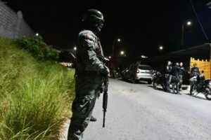 Ecuador reforma normativa de conflicto armado e impulsa cooperación