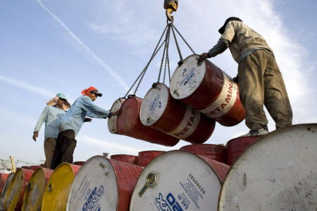 Petróleo WTI cae a 71 dólares tras negociaciones EE. UU.-Irán Petróleo WTI cae a 71 dólares tras negociaciones EE. UU.-Irán