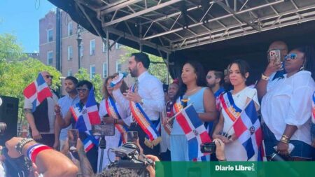 Alcalde de Nueva York encabeza Gran Parada Dominicana del Bronx