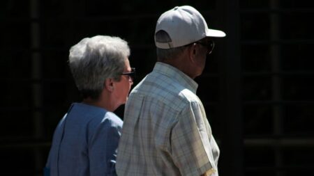 Brecha de pensiones entre mujeres y hombres se reduce por reforma
