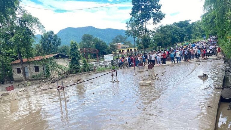 Inundaciones en Nepal desafían gestión del joven primer ministro Inundaciones en Nepal desafían gestión del joven primer ministro