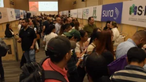 Medellín registra la menor tasa de desempleo entre grandes ciudades Medellín registra la menor tasa de desempleo entre grandes ciudades