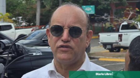 Tribunal otorga libertad bajo fianza a acusada de fraude en Santiago