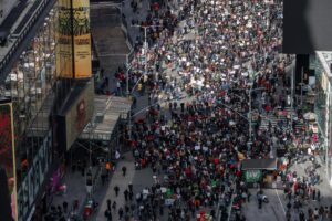 EE UU demanda a Nueva York, Connecticut y Vermont por ayudas a migrantes EE UU demanda a Nueva York, Connecticut y Vermont por ayudas a migrantes