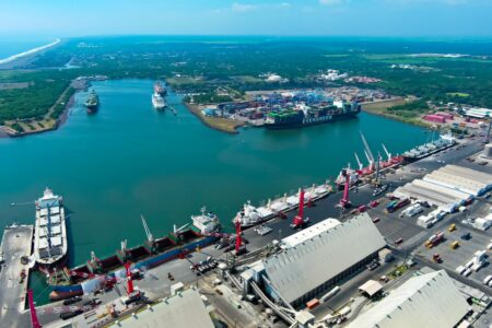 Congreso de Guatemala avanza ley para modernizar puertos