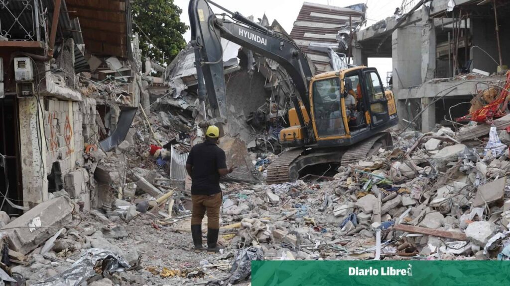 De la Espriella anuncia plan de reconstrucción para Chocó tras sismo De la Espriella anuncia plan de reconstrucción para Chocó tras sismo