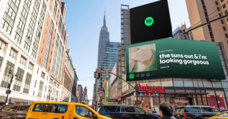 Spotify resalta el valor cultural de playlists en campaña OOH