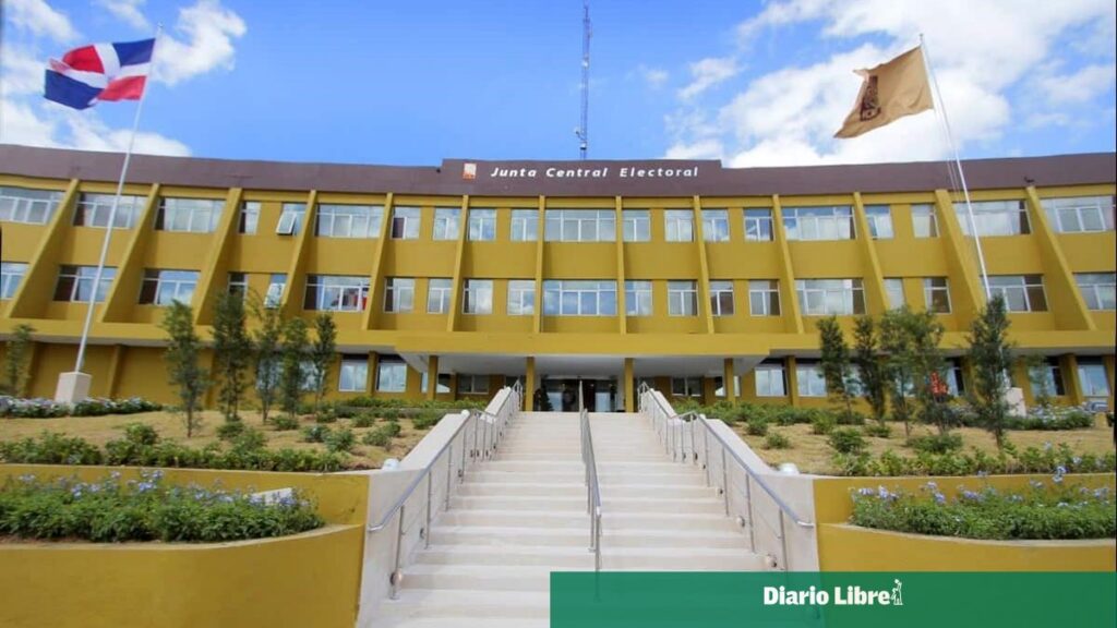 JCE amplía hasta septiembre plazo para registro de afiliaciones políticas JCE amplía hasta septiembre plazo para registro de afiliaciones políticas