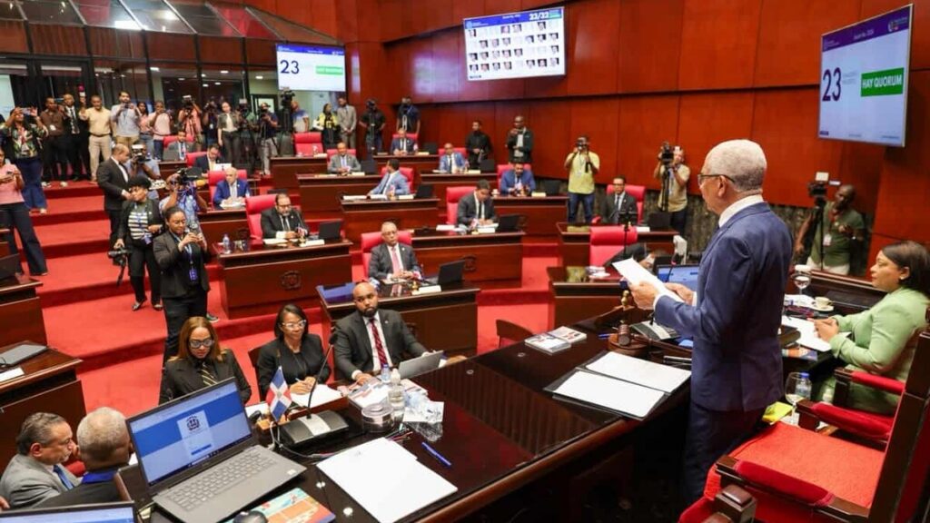 Congreso retoma reforma de la Policía Nacional tras ocho meses