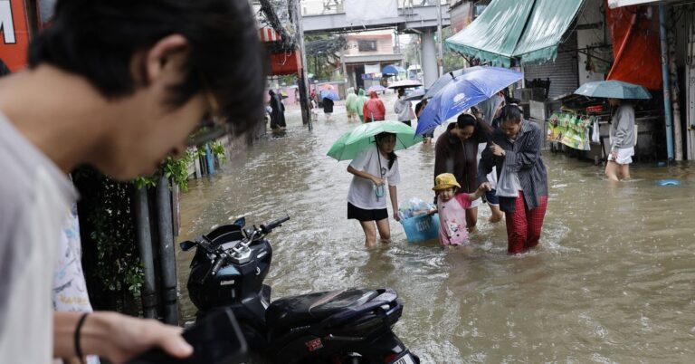Bangkok declara estado de desastre por graves inundaciones
