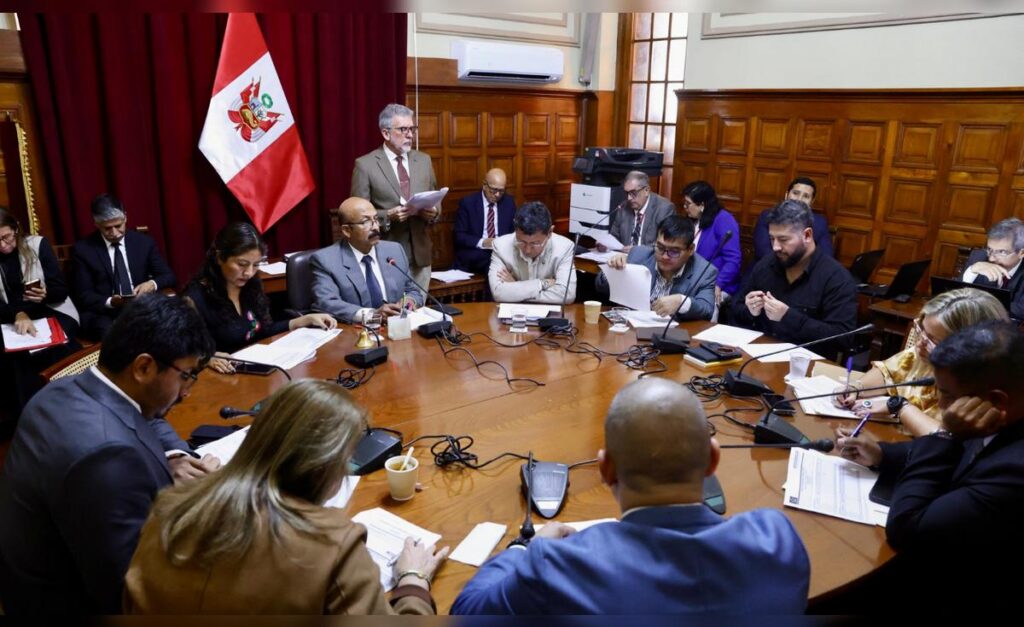 Congreso debatirá facultades al Ejecutivo por seguridad y El Niño