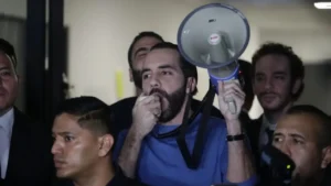 El Salvador despliega 2,000 soldados en HaitĂ por militares desaparecidos El Salvador despliega 2,000 soldados en HaitĂ por militares desaparecidos