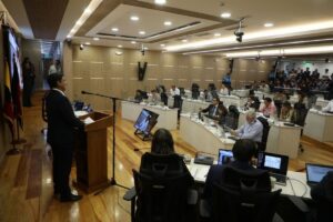 Red de contratos en Quito: 240 adjudicaciones bajo investigación Red de contratos en Quito: 240 adjudicaciones bajo investigación