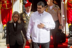 EE.UU. acusa a Maduro y Cilia Flores de conspirar para torturar