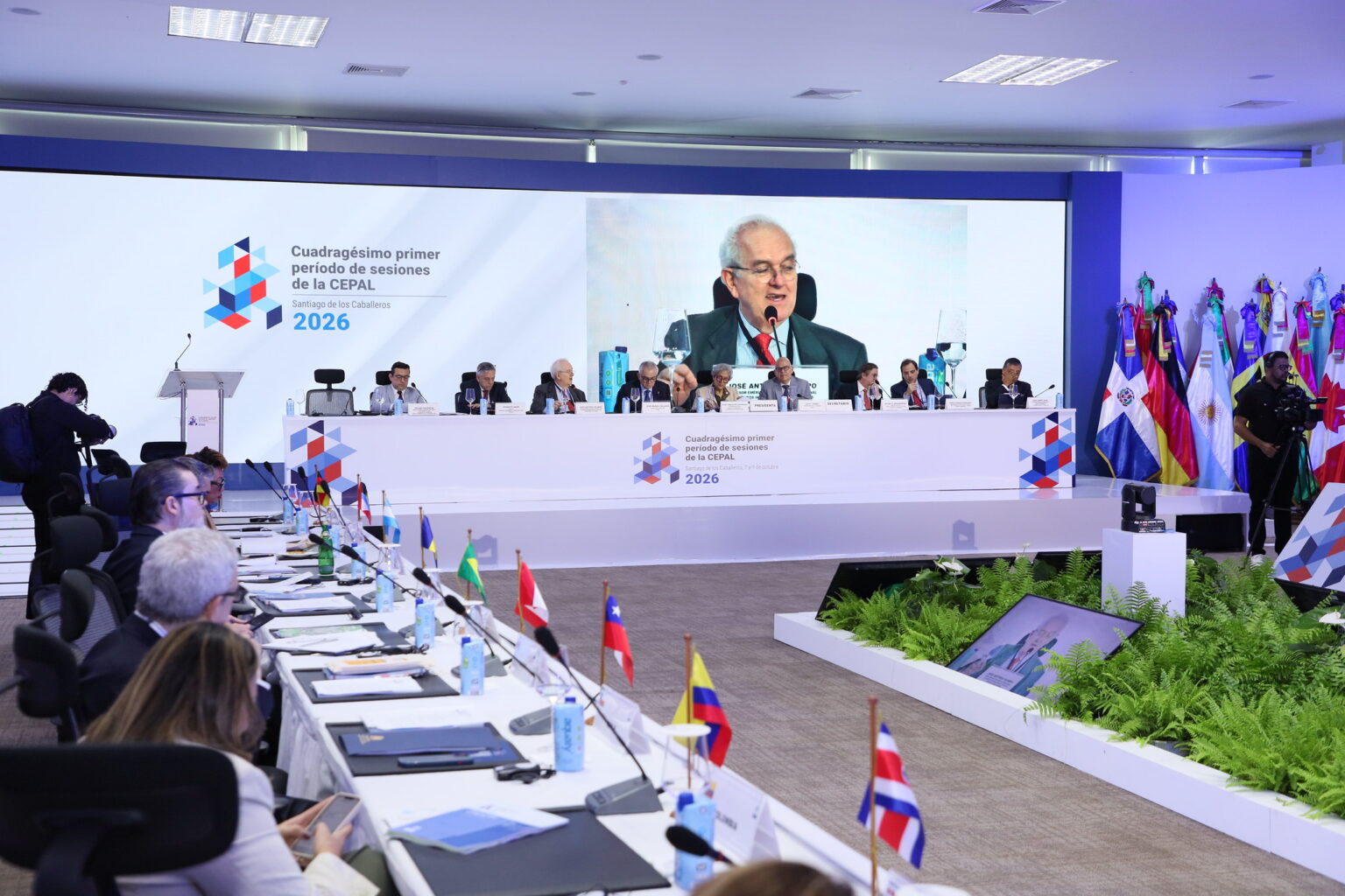 Exportaciones de Guatemala crecerán 13% en 2026, según Cepal Exportaciones de Guatemala crecerán 13% en 2026, según Cepal