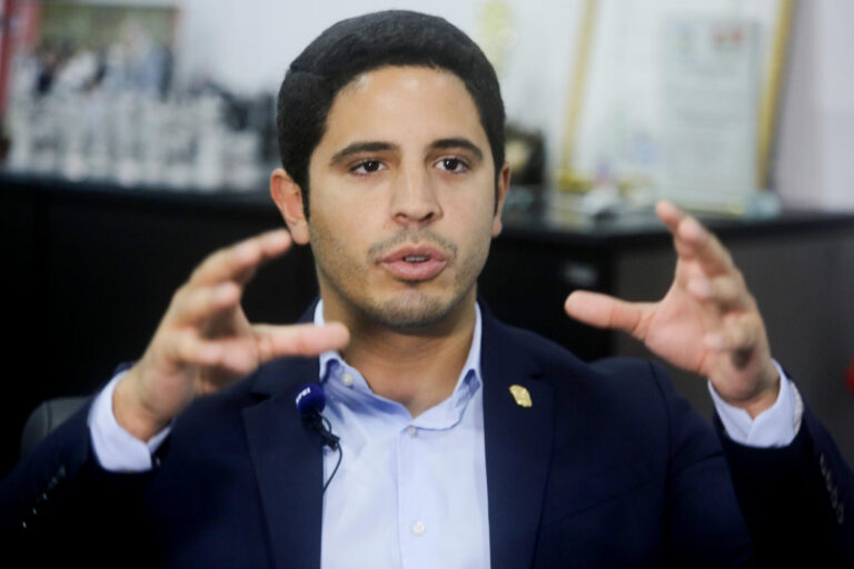 MOCA pide al Tribunal Electoral validar firmas de Vamos según ley vigente